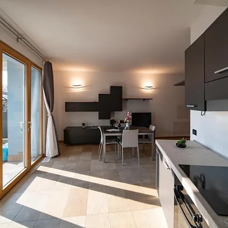 Casa Smeraldo - Light Blue *