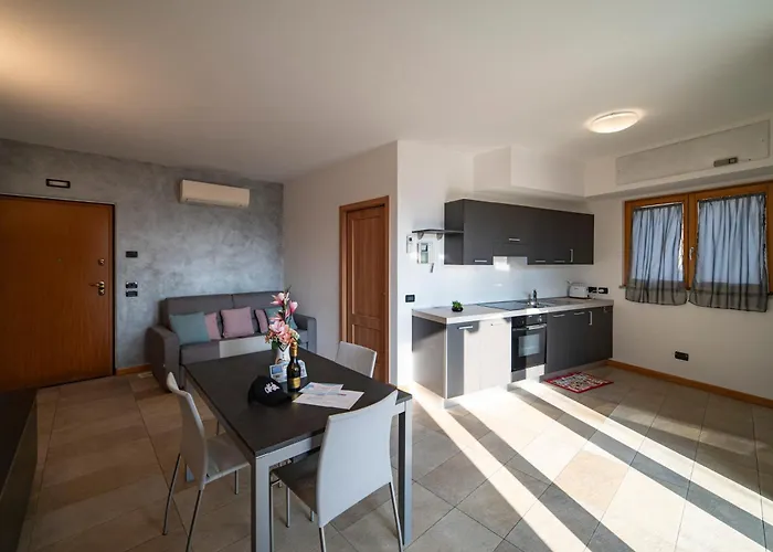 Casa Smeraldo - Light Blue * Clusane